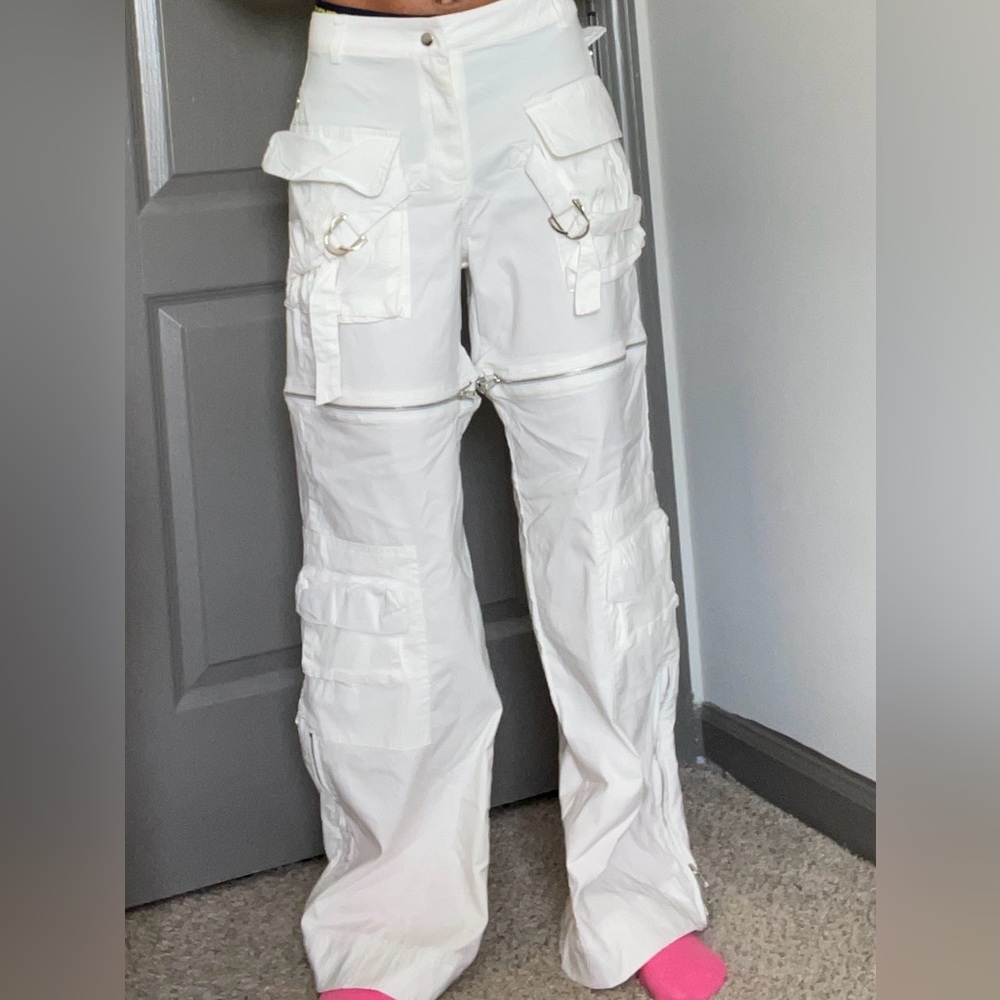 CO-collection White Pants with Zipper Accents